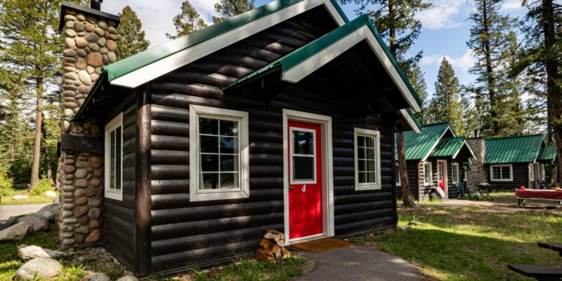 Pine Bungalows2-light-CR- Website PineBungalows