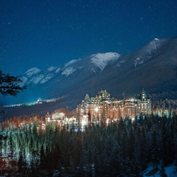 Banff & Lake Louise Tourism (BLLT) Travel Alberta / Dave Lieske @davey_gravy