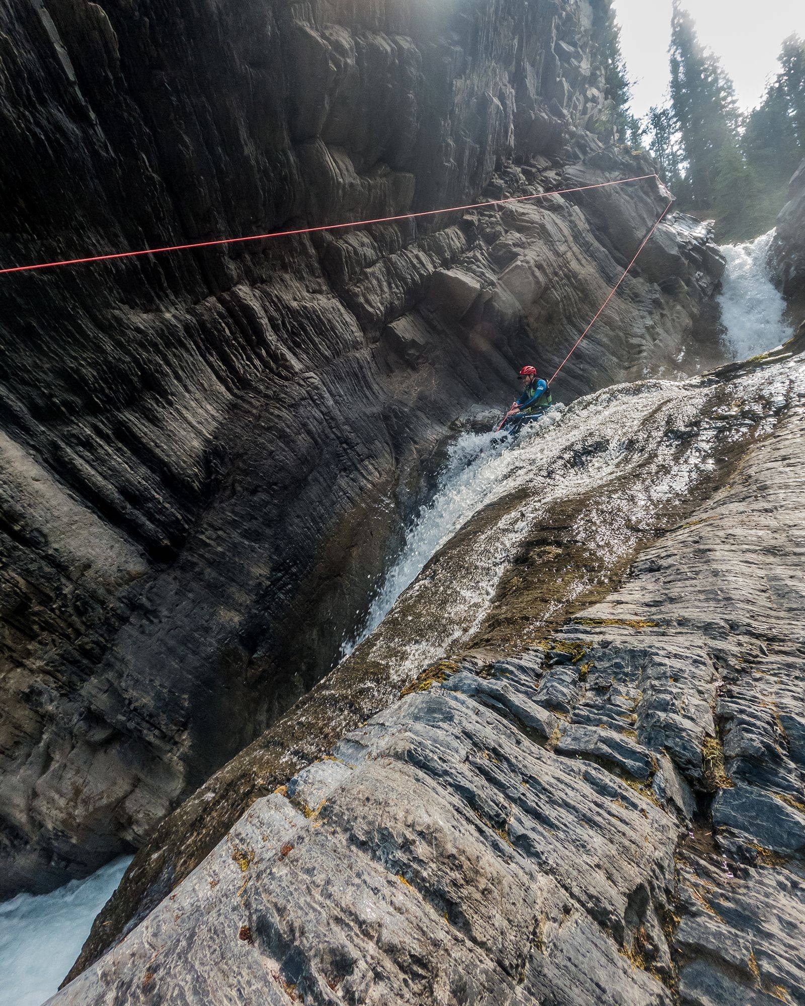 Première expérience avec Western Canyoning Adventure - Tourisme Alberta / Marie Naudon