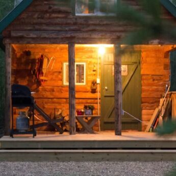 Cabin in the woods-CR-website caininthewood