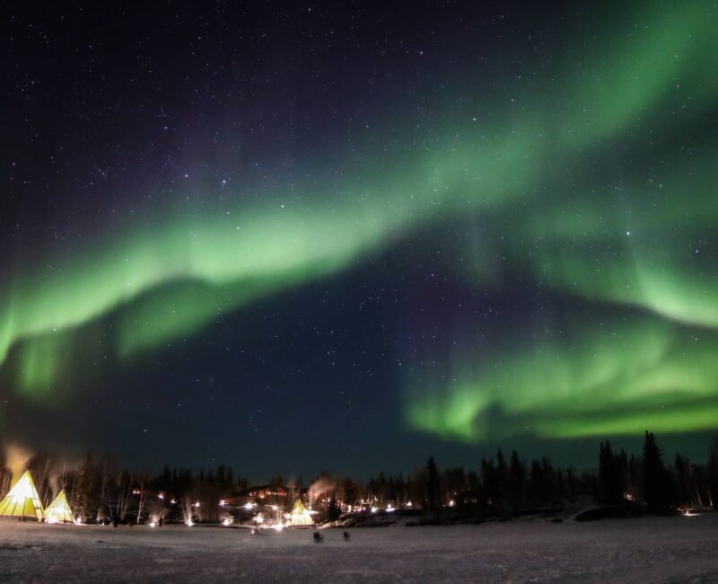 Aurora-Village-Yellowknife-Northwest-Territories-Canada-Aurora-Borealis-Northern-Lights-teepees-Credit-Julian-0B2A1929